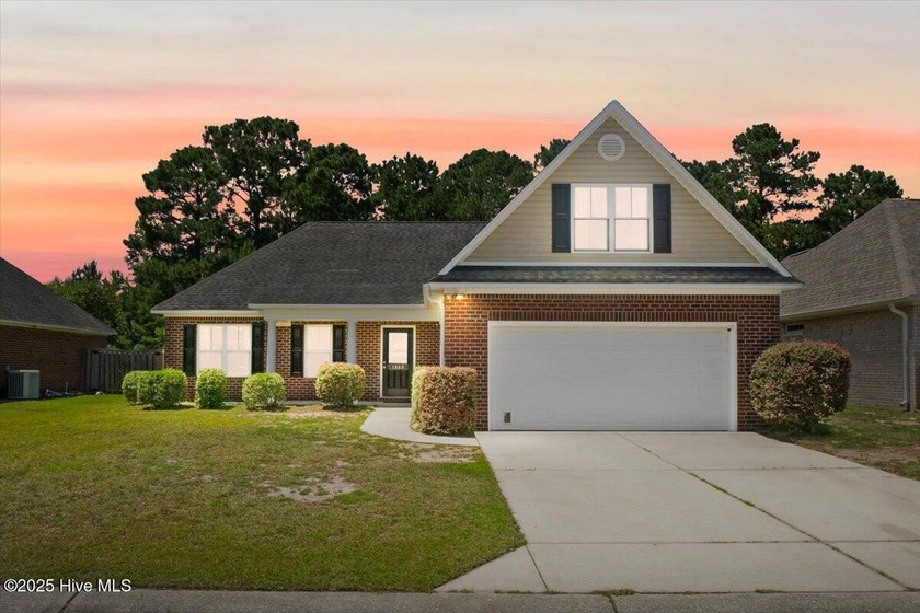 WOW! The previous buyer could not get financing, so this move-in - Beach Home for sale in Leland, North Carolina on Beachhouse.com