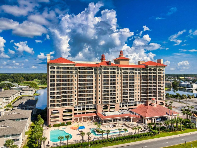 Beautiful 3-bedroom, 3-bath END UNIT with ocean/lake and golf - Beach Condo for sale in North Myrtle Beach, South Carolina on Beachhouse.com