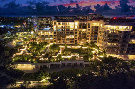 Immersed in verdant, canopied landscaping, offering panoramic - Beach Condo for sale in Boca Raton, Florida on Beachhouse.com