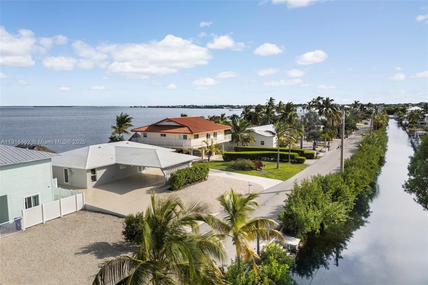 Beautiful Waterfront Ocean & Canal property 
3BD/2BA concrete - Beach Home for sale in Big Pine, Florida on Beachhouse.com