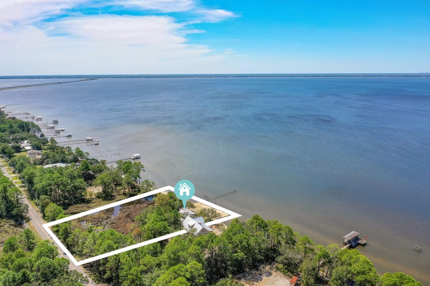 Primely positioned over the north side of the Choctawhatchee Bay - Beach Home for sale in Freeport, Florida on Beachhouse.com