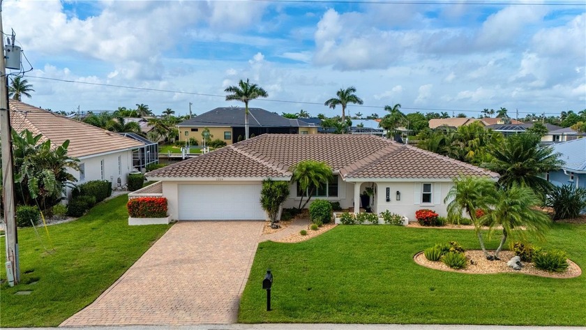 Luxury redefined on the waterfront, this NEWLY UPDATED Punta - Beach Home for sale in Punta Gorda, Florida on Beachhouse.com