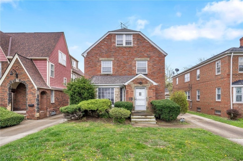 This fully upgraded and spacious 2-unit multifamily property - Beach Townhome/Townhouse for sale in Euclid, Ohio on Beachhouse.com