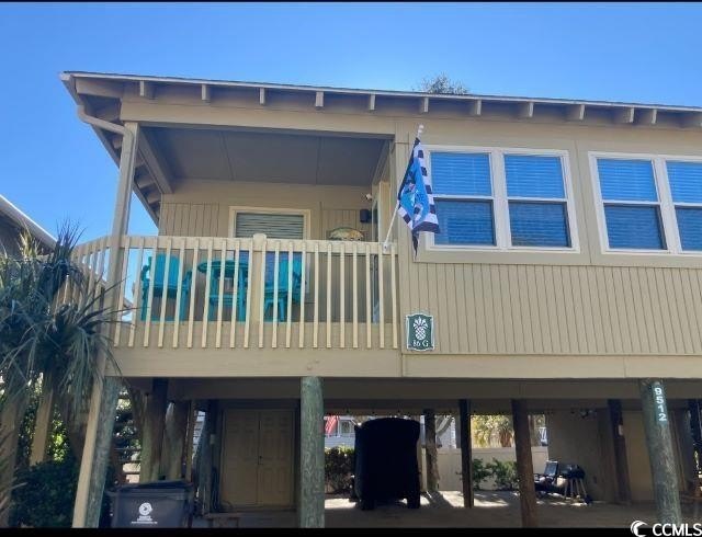 This great 4 bedroom, 3 bath cottage is one block from beach - Beach Home for sale in Myrtle Beach, South Carolina on Beachhouse.com