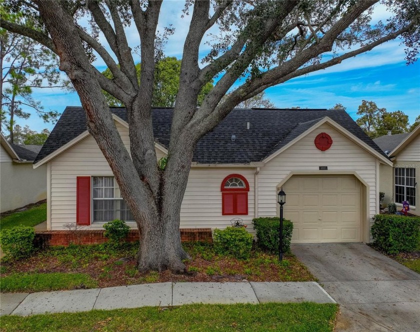 Welcome Home to Heritage Lake. Nestled in a quiet, secluded - Beach Home for sale in New Port Richey, Florida on Beachhouse.com