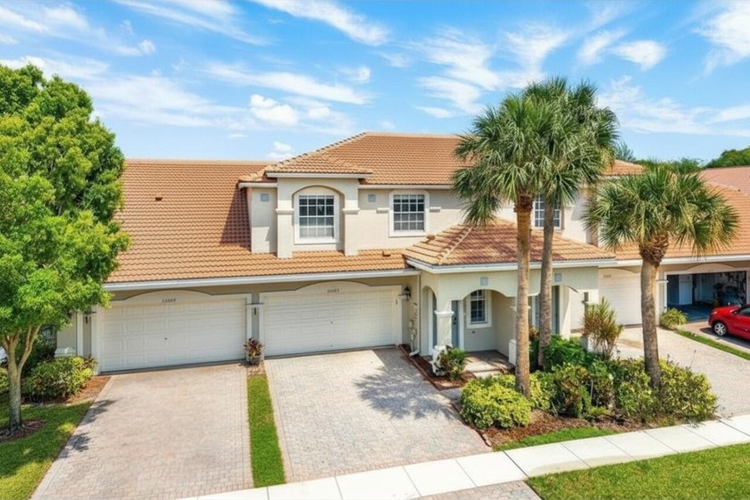 3 BD | 2.5 BA lakefront home in Addison Lakes offering a - Beach Townhome/Townhouse for sale in Boca Raton, Florida on Beachhouse.com