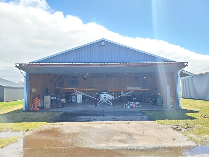 (74/KO) Welcome to JFK Memorial Airport in Ashland Wisconsin - Beach Commercial for sale in Ashland, Wisconsin on Beachhouse.com