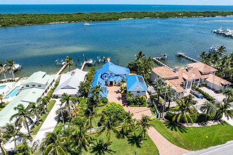 Experience the ultimate in waterfront living in this stunning - Beach Home for sale in Jupiter, Florida on Beachhouse.com