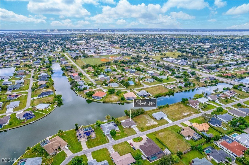 Move-In Ready Waterfront Gem in Cape Coral! Bring your fishing - Beach Home for sale in Cape Coral, Florida on Beachhouse.com
