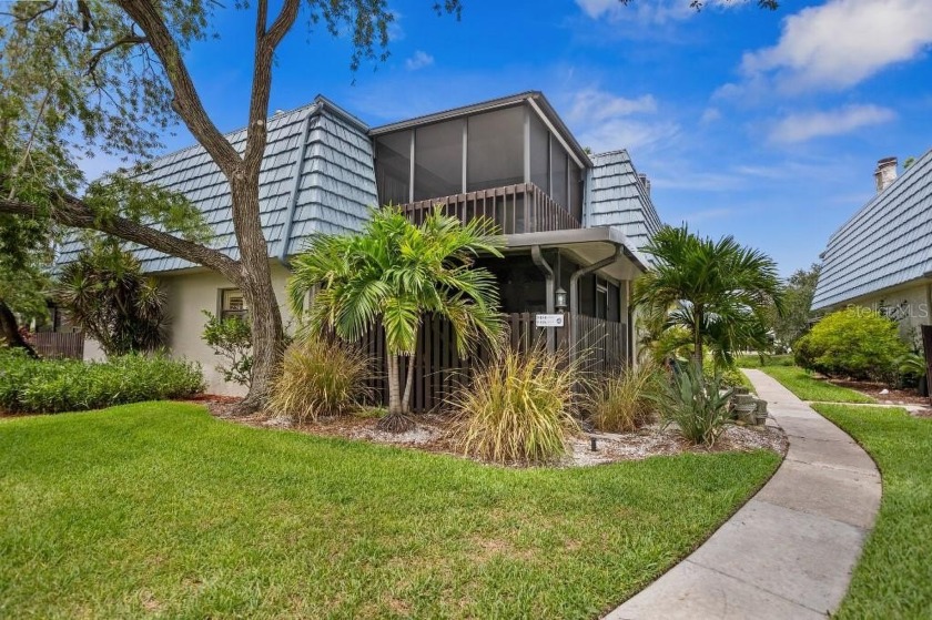 A two story townhouse with gulf access and a deeded boat slip - Beach Townhome/Townhouse for sale in Seminole, Florida on Beachhouse.com