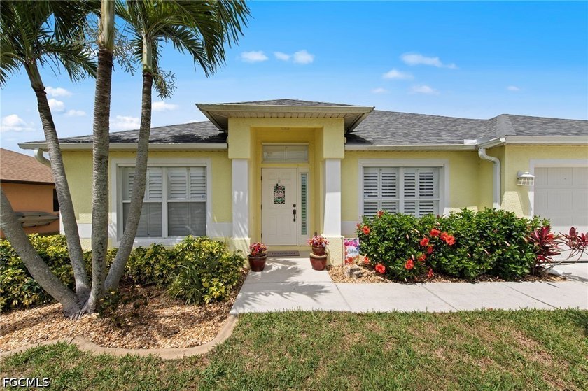 Beautifully maintained 3-bedroom plus den, 2-bath pool home - Beach Home for sale in Cape Coral, Florida on Beachhouse.com
