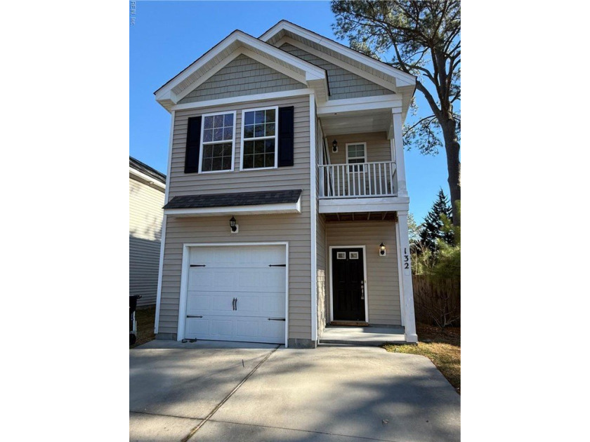 This beautiful home has comfort, convenience, and charm in the - Beach Home for sale in Virginia Beach, Virginia on Beachhouse.com