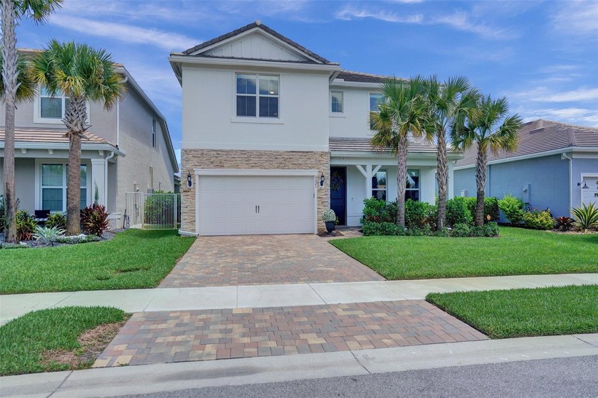 Wow! Better than new in this stunning 5 bedrooms (primary and - Beach Home for sale in Lake Worth, Florida on Beachhouse.com