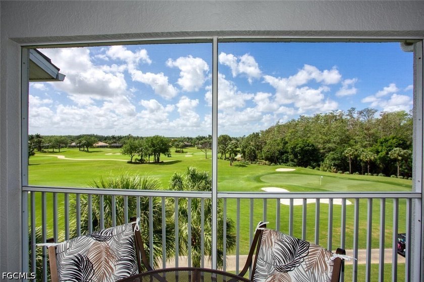 Top-Floor Ashbury with Stunning Views! Enjoy beautiful, sweeping - Beach Condo for sale in Fort Myers, Florida on Beachhouse.com