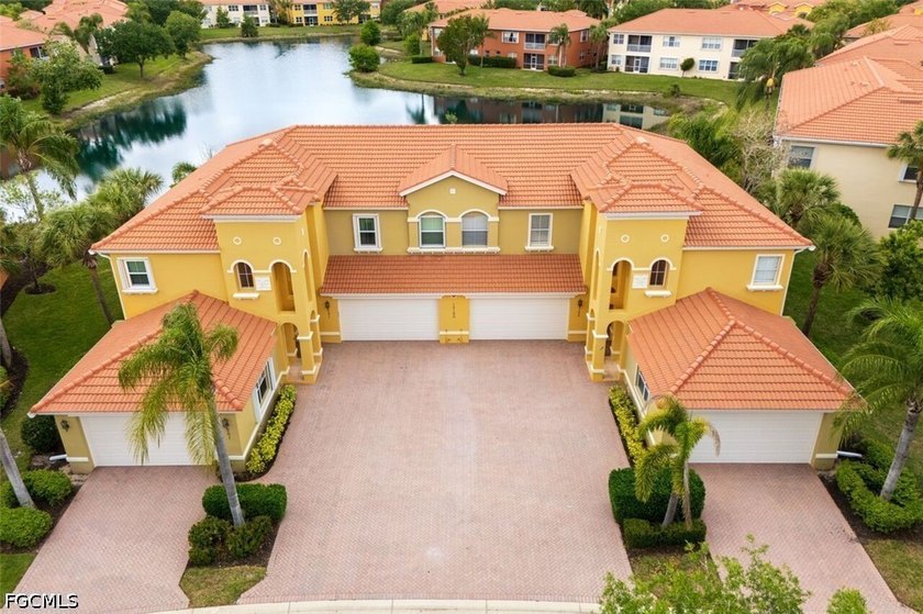 Your chance for a first floor waterfront end unit in Portofino! - Beach Condo for sale in Fort Myers, Florida on Beachhouse.com