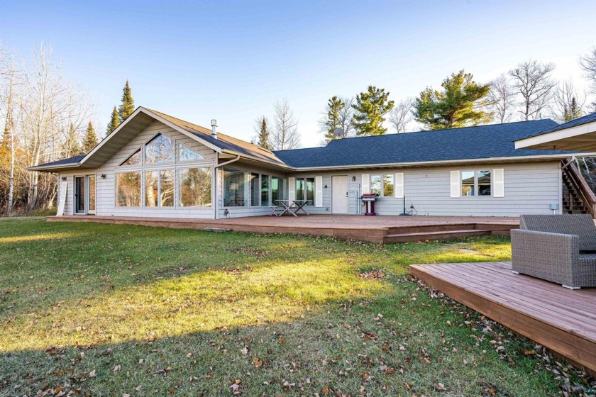 Imagine waking up to breathtaking lakeside views, all from the - Beach Home for sale in Duluth, Minnesota on Beachhouse.com