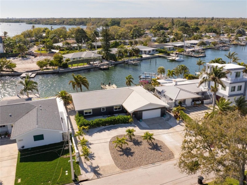 100% Completely Remodeled. This striking home is made for - Beach Home for sale in St. Petersburg, Florida on Beachhouse.com