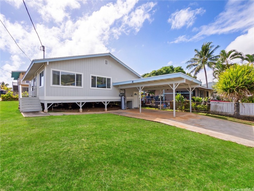This immaculate, detached single-family residence offers 3 - Beach Home for sale in Hauula, Hawaii on Beachhouse.com