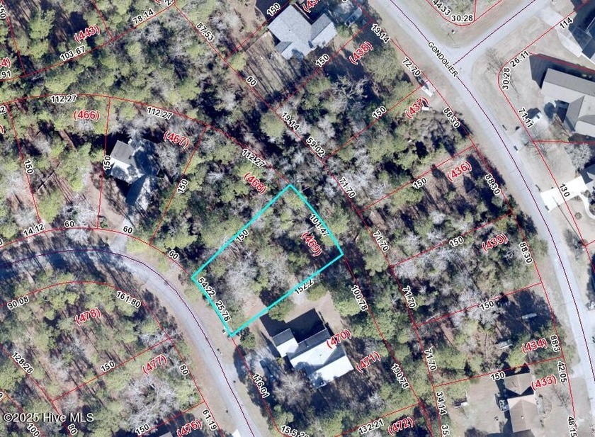 Build your dream home on this spacious 0.312-acre lot located in - Beach Lot for sale in New Bern, North Carolina on Beachhouse.com