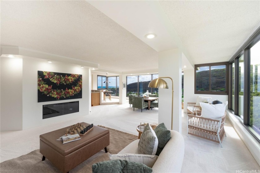 Highly Desired in Luxurious Mt. Terrace :: Welcome to this - Beach Condo for sale in Honolulu, Hawaii on Beachhouse.com