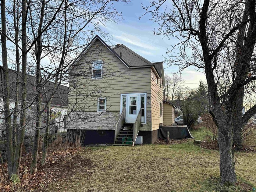 Investment opportunity! Well-maintained, cash-flowing duplex in - Beach Townhome/Townhouse for sale in Two Harbors, Minnesota on Beachhouse.com