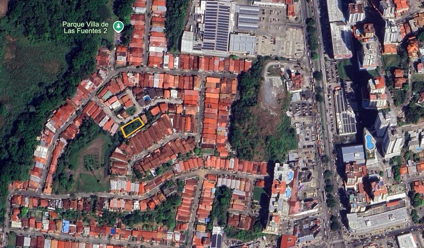 Residential Development Lot in Villa de Las Fuentes - 543 m2

 - Beach Lot for sale in Panama City,  on Beachhouse.com