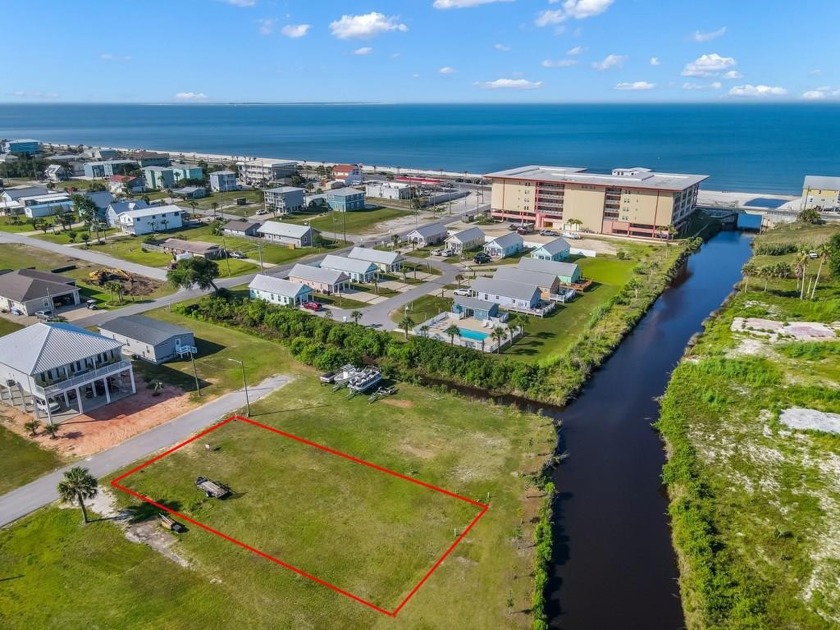 Located 2 blocks from the Dedicated Beach in Mexico Beach, FL - Beach Lot for sale in Mexico Beach, Florida on Beachhouse.com
