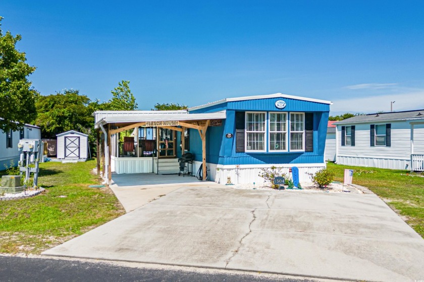 Welcome to a charming 3-bedroom, 2-bathroom home nestled in the - Beach Home for sale in North Myrtle Beach, South Carolina on Beachhouse.com