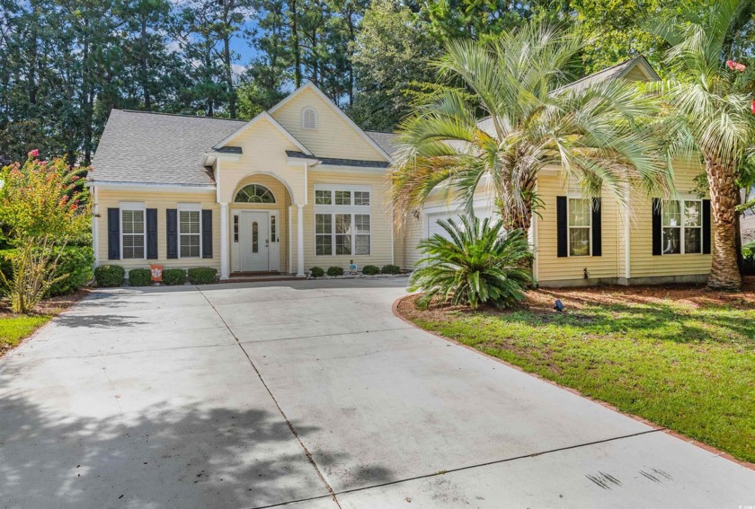 Beautiful, well maintained house in the much desired subdivision - Beach Home for sale in Murrells Inlet, South Carolina on Beachhouse.com