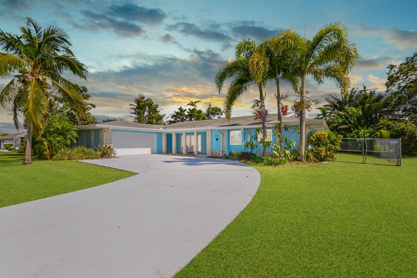 Located in the established community of Sandpiper Bay, this - Beach Home for sale in Port Saint Lucie, Florida on Beachhouse.com