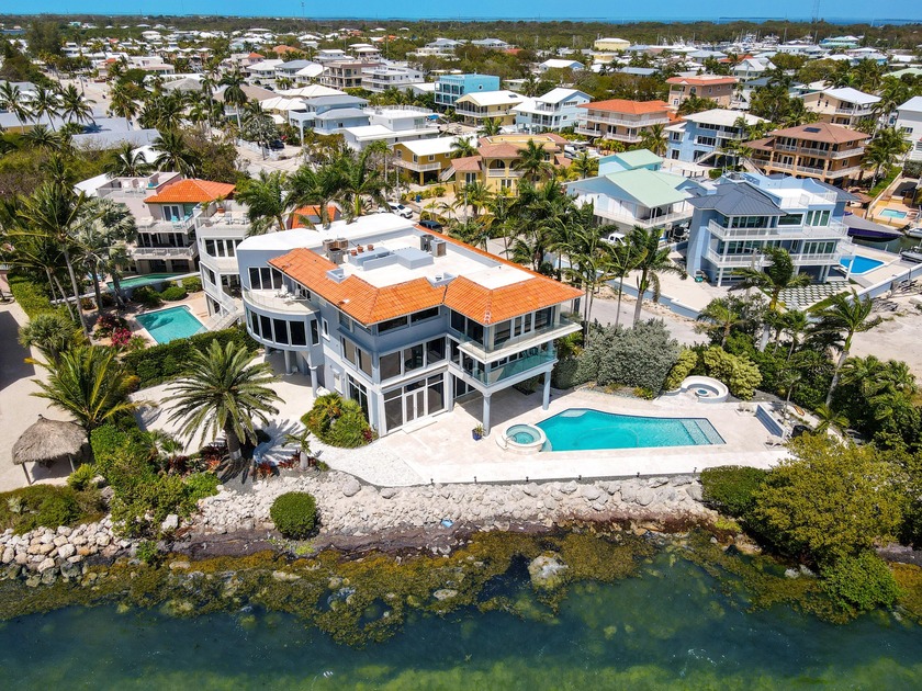 Experience breathtaking 180-degree, unobstructed views of the - Beach Home for sale in Key Largo, Florida on Beachhouse.com