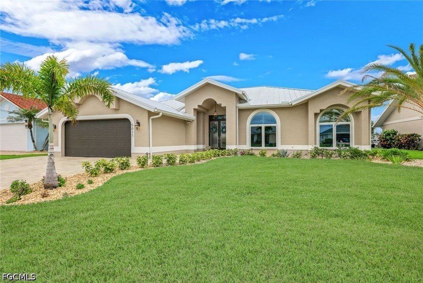Located in the highly sought-after SW Cape Coral area, this - Beach Home for sale in Cape Coral, Florida on Beachhouse.com