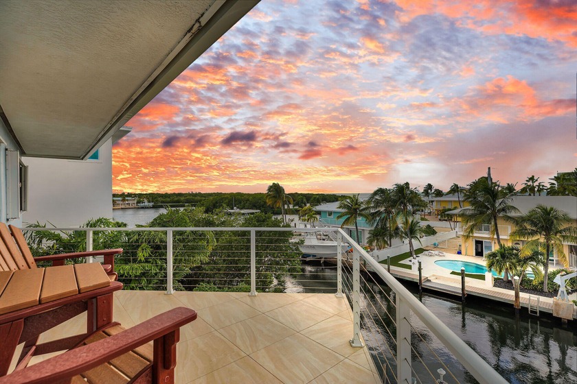 Situated on a corner lot in a quiet neighborhood, this spacious - Beach Home for sale in Marathon, Florida on Beachhouse.com