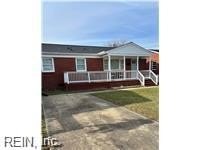Beautifully renovated and upgraded 4 bed, 2 bath ranch one block - Beach Home for sale in Hampton, Virginia on Beachhouse.com