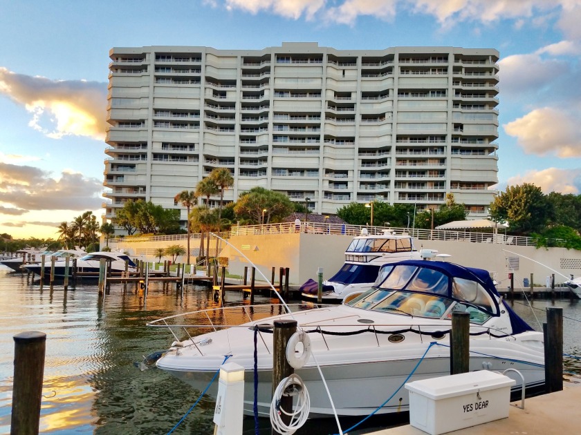 ATTENTION ALL BOATERS!!  DON'T MISS A ONCE IN A LIFETIME - Beach Condo for sale in Boca Raton, Florida on Beachhouse.com