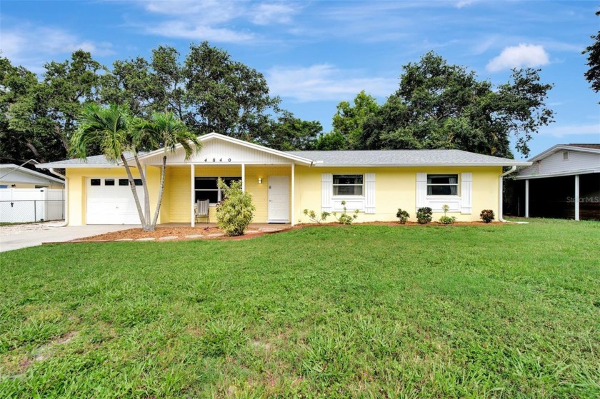 Discover 4840 Montevista Dr. in Sarasota, a property that - Beach Home for sale in Sarasota, Florida on Beachhouse.com