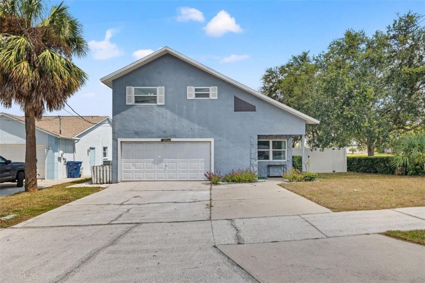 Under contract-accepting backup offers. *HUGE PRICE DROP* This - Beach Home for sale in Seminole, Florida on Beachhouse.com