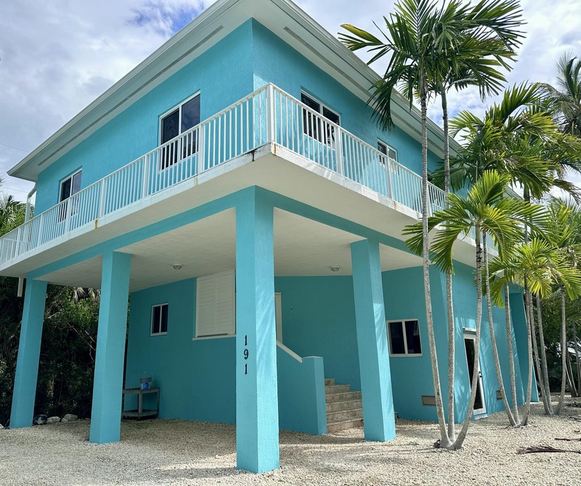 Newly Remodeled 3-Bed, 3-Bath Home in the Heart of - Beach Home for sale in Upper Matecumbe Key, Florida on Beachhouse.com