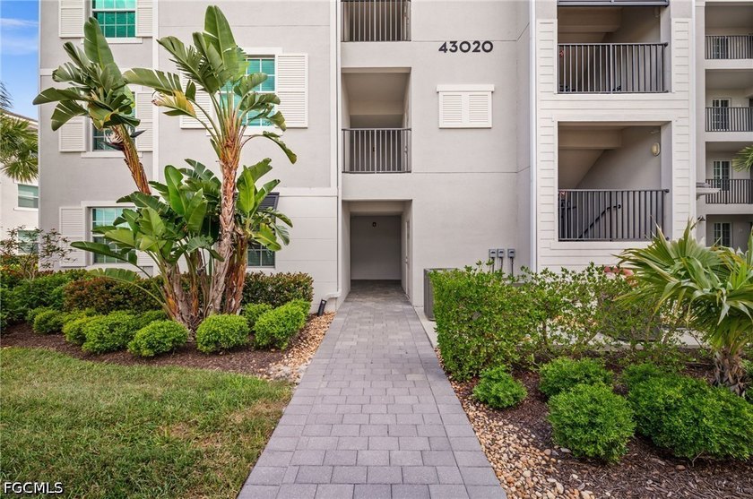 This remodeled golf condo bundle offers the ultimate turnkey - Beach Condo for sale in Punta Gorda, Florida on Beachhouse.com