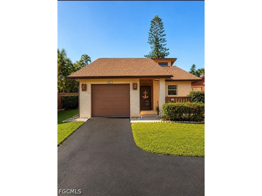 Welcome to 6491 Royal Woods Dr located in beautiful Fort Myers - Beach Home for sale in Fort Myers, Florida on Beachhouse.com