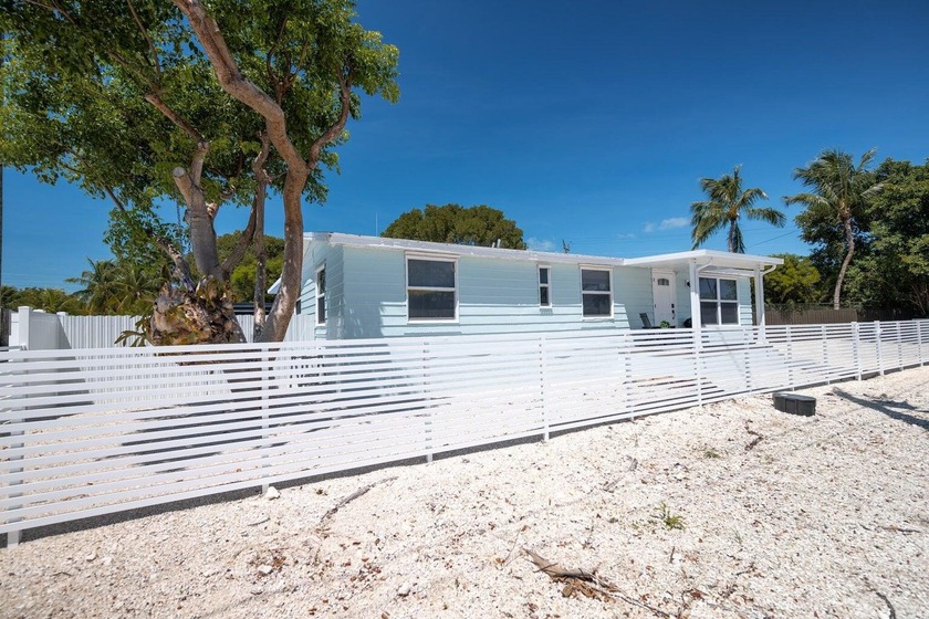 Welcome to your dream island getaway in the highly sought-after - Beach Home for sale in Key Largo, Florida on Beachhouse.com