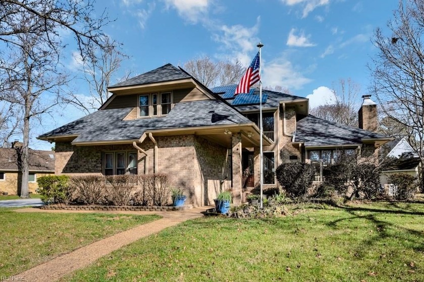 Luxury living in the highly sought-after Linkhorn Cove! This - Beach Home for sale in Virginia Beach, Virginia on Beachhouse.com