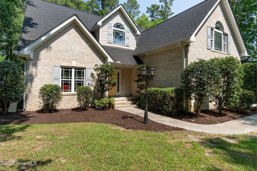 Refined Coastal Living in Hampstead. Discover timeless - Beach Home for sale in Hampstead, North Carolina on Beachhouse.com
