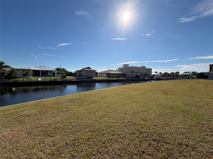 Investors, Builders and New Home/Condo Seekers....This - Beach Lot for sale in Punta Gorda, Florida on Beachhouse.com