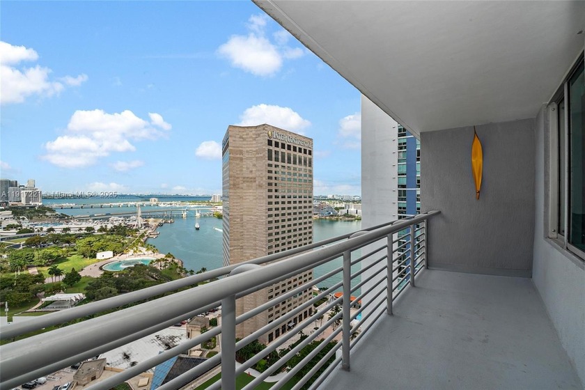 The location is exceptional: direct access to the Riverwalk and - Beach Condo for sale in Miami, Florida on Beachhouse.com