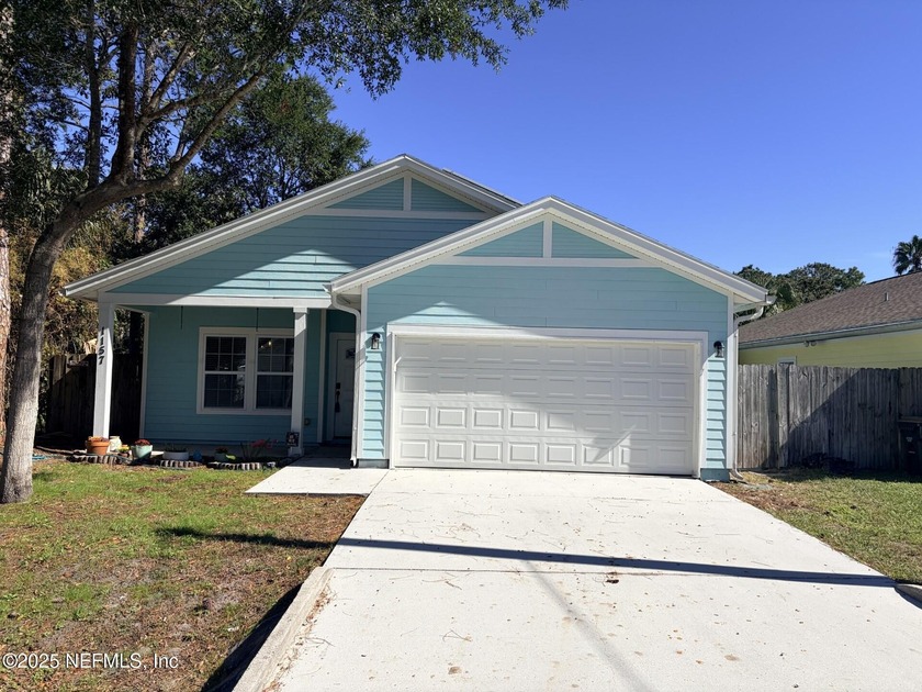 Welcome to this beautifully maintained 3 bedroom, 2 bathroom - Beach Home for sale in Atlantic Beach, Florida on Beachhouse.com
