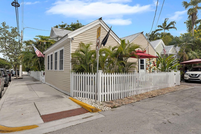 Welcome to 1020 Fleming Street, an adorable Conch Cottage - Beach Home for sale in Key West, Florida on Beachhouse.com