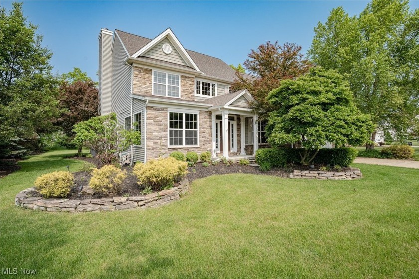 A Beautifully Appointed Home in Desirable Waterside Crossings! - Beach Home for sale in Avon Lake, Ohio on Beachhouse.com