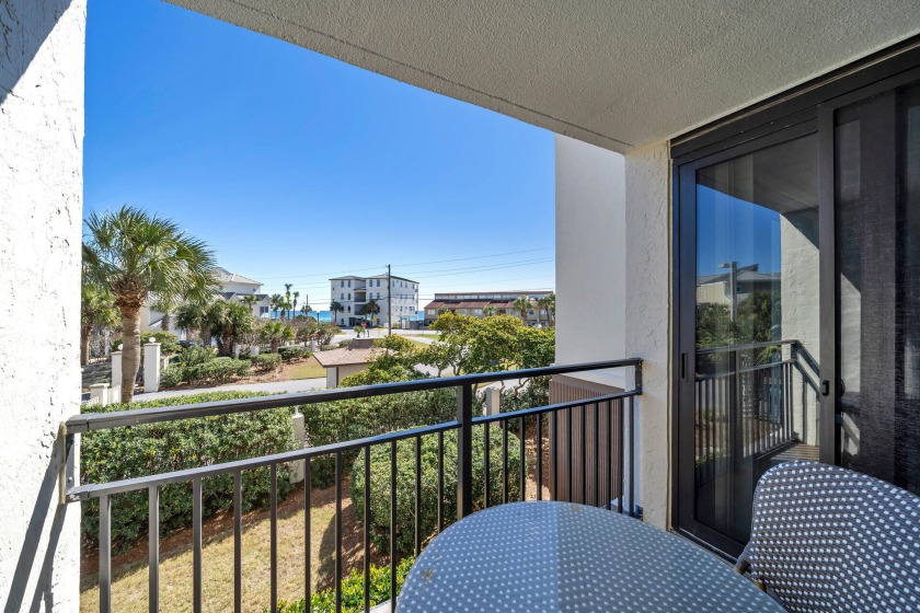 Welcome to the Enclave! This updated beach condo is located - Beach Condo for sale in Destin, Florida on Beachhouse.com