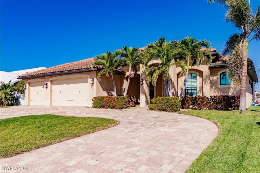 Built in 2015, this beautiful 3BR + den / 2.5BA single-level - Beach Home for sale in Cape Coral, Florida on Beachhouse.com